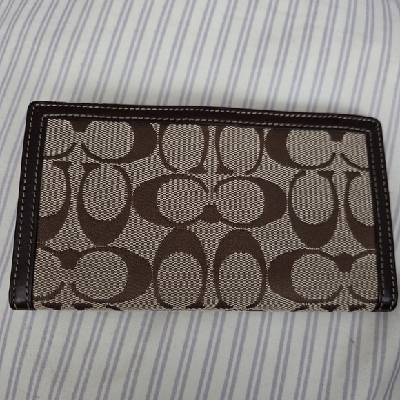 Coach Pen Holder And Wallet - Picture 2 of 6